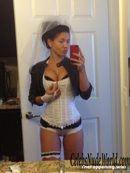 Wailana Geisen Nude 199654