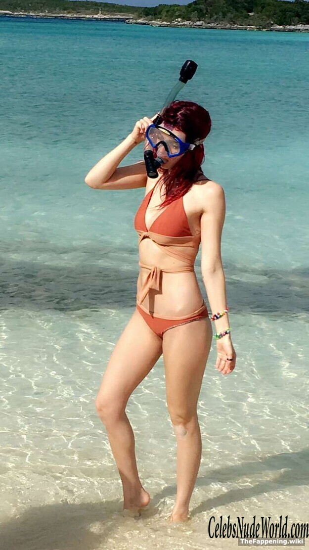 Dani Thorne Nude 200083