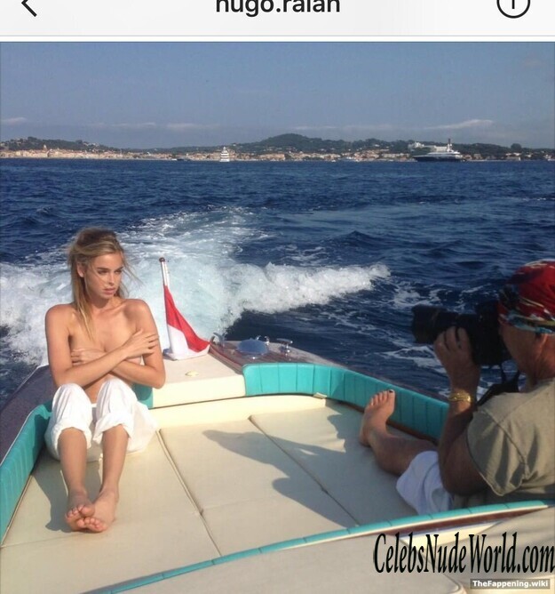 Elizabeth Turner Nude 200284