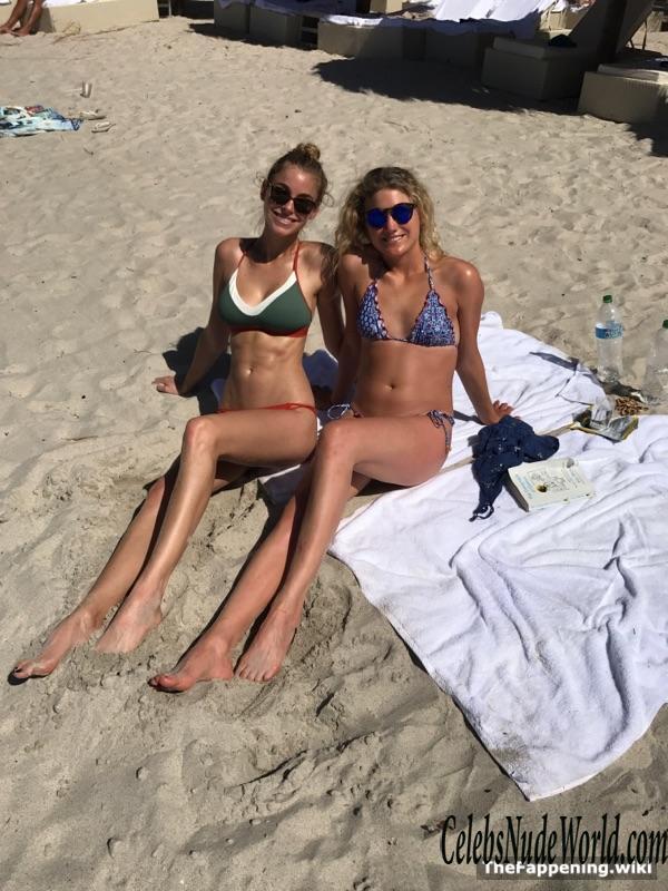 Elizabeth Turner Nude 200316