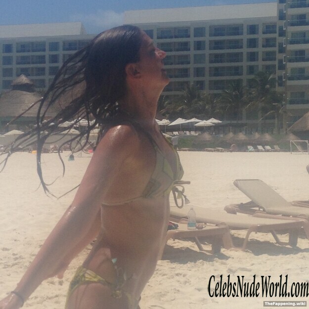 Bianca Westwood Nude 200452