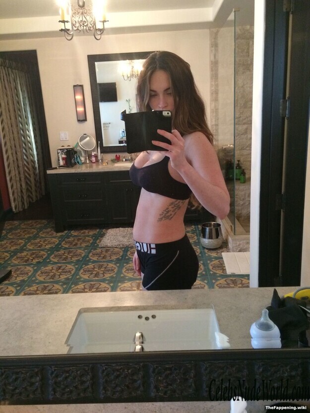Megan Fox Nude 200792