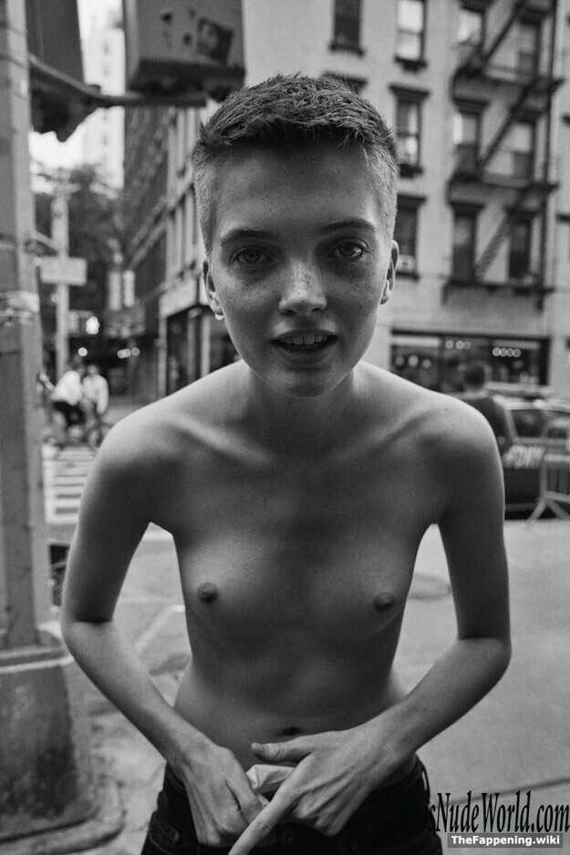 Ruth Bell Nude 201469