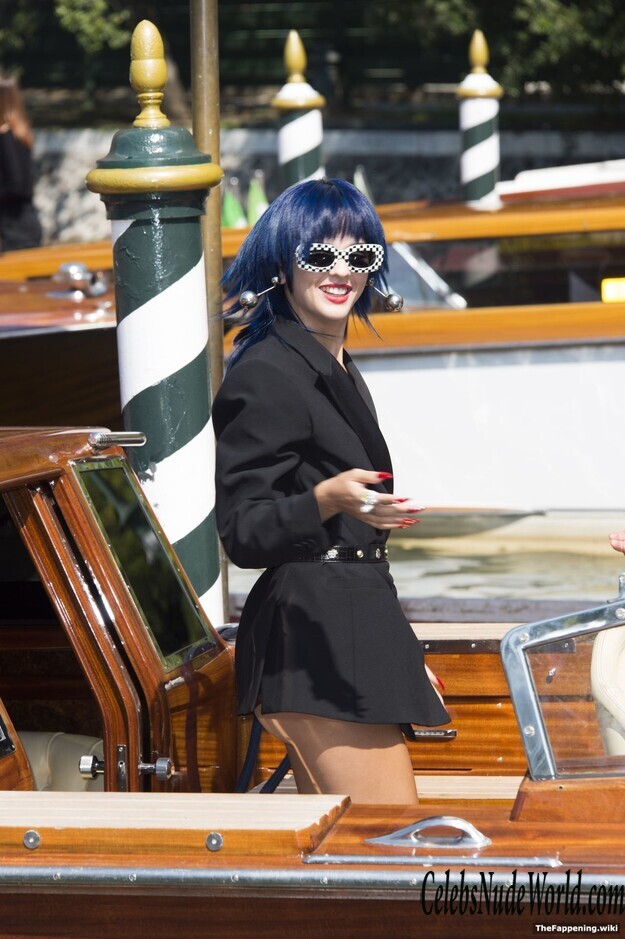 Sita Abellan Nude 201514