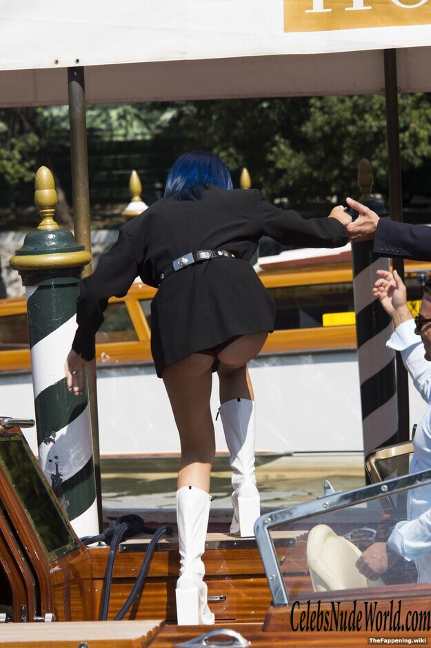 Sita Abellan Nude 201521