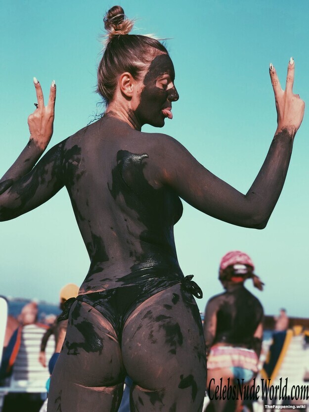 Alexandra Stan Nude 202082