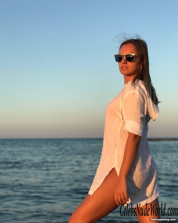Alexandra Stan Nude 202091