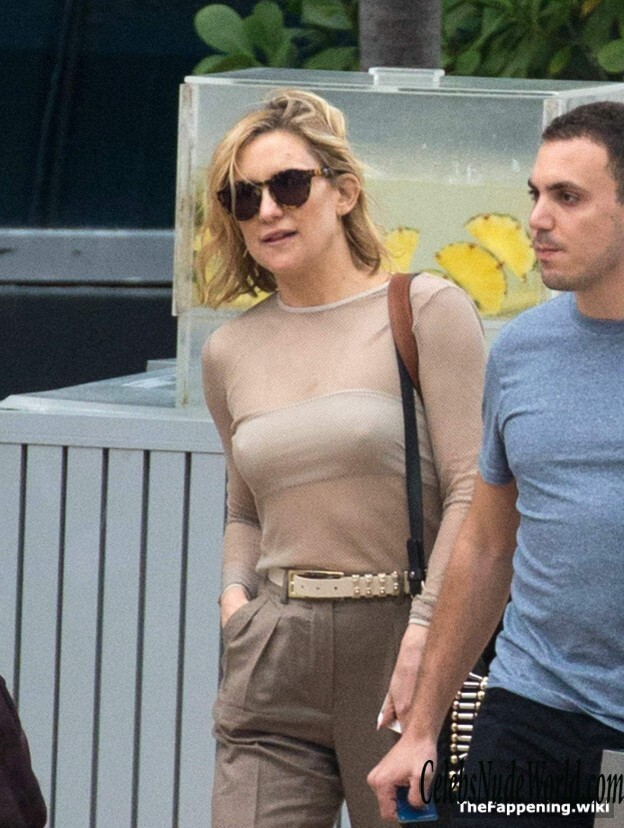 Kate Hudson Nude 203009