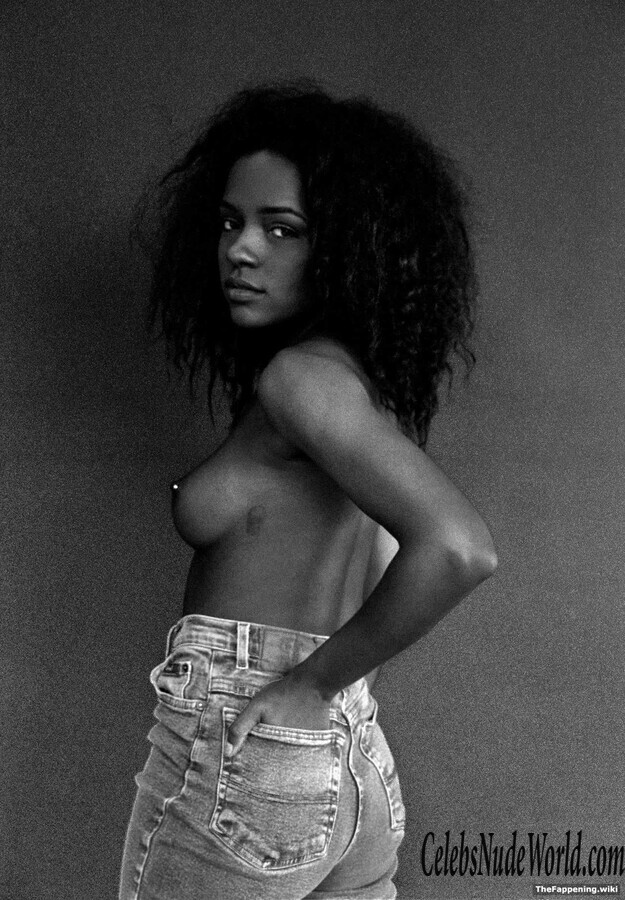 Sydney Graham Nude 203142