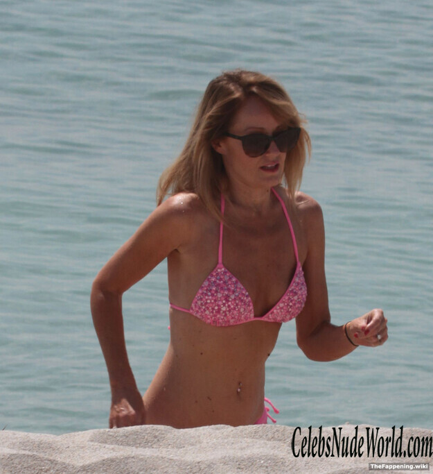 Hayley Roberts Nude 203496