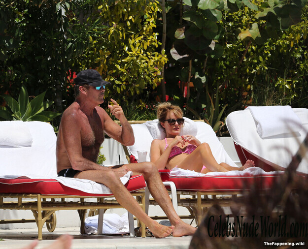 Hayley Roberts Nude 203498