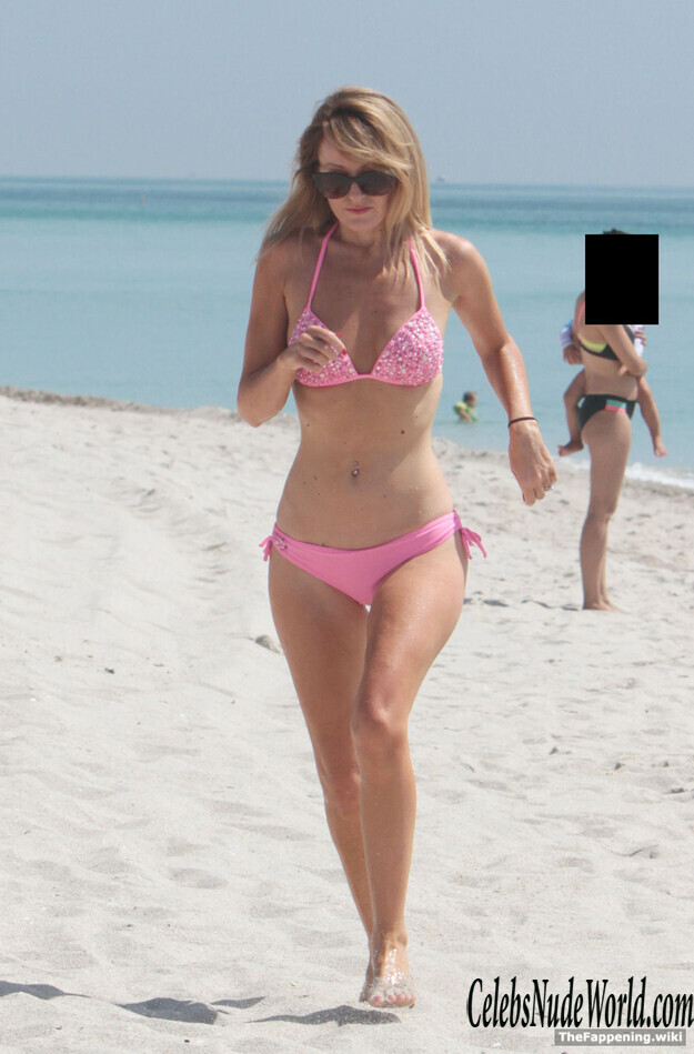 Hayley Roberts Nude 203499