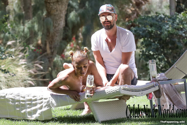 Melanie Brown Nude 203575