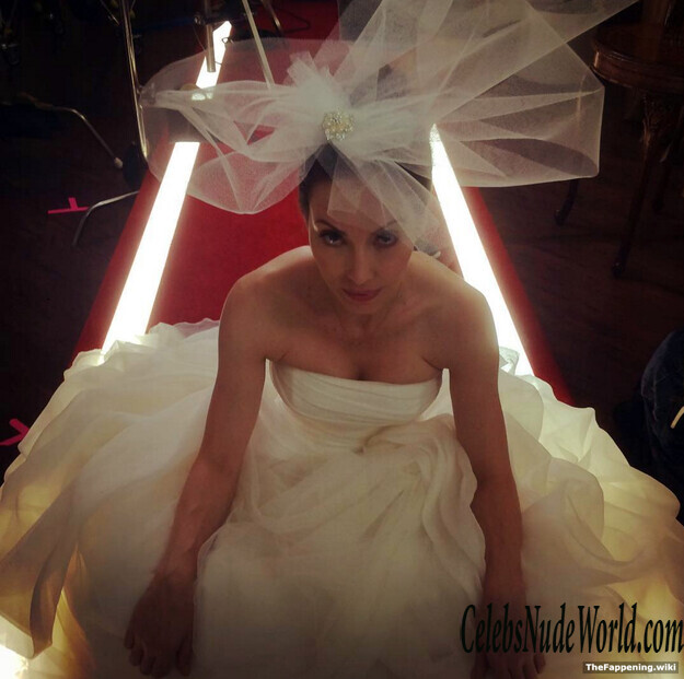 Whitney Cummings Nude 203597