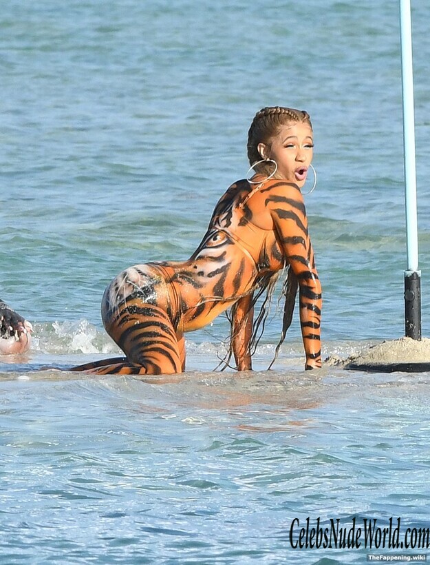Cardi B Nude 203980