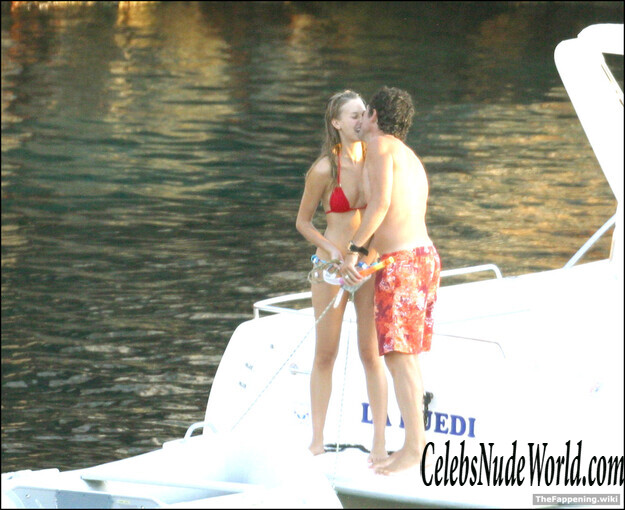 Vanessa Lorenzo Nude 204150