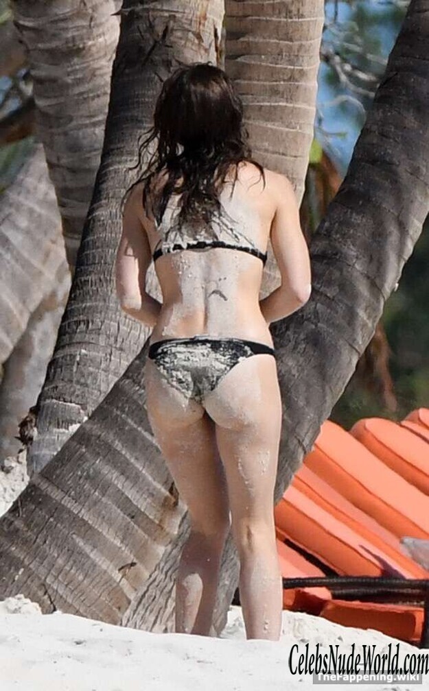 Jessica Biel Nude 204321