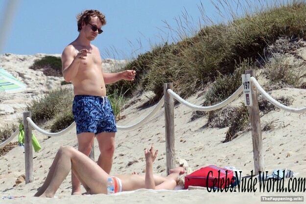 Teliz Alley Nude 204580