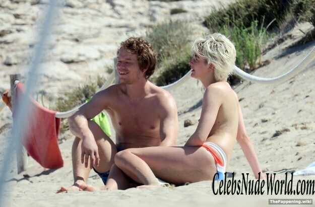 Teliz Alley Nude 204594