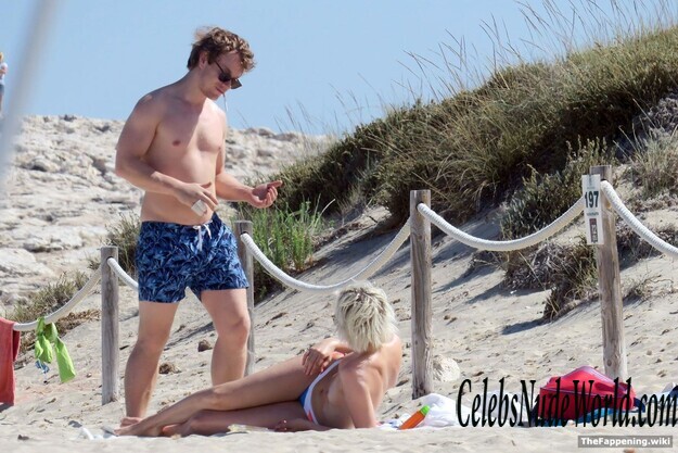 Teliz Alley Nude 204619