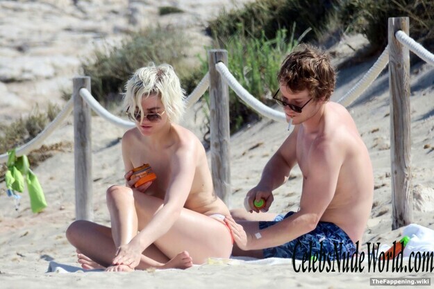 Teliz Alley Nude 204624