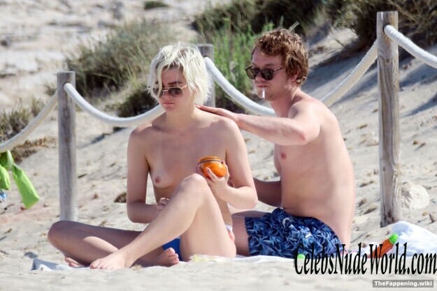 Teliz Alley Nude 204625