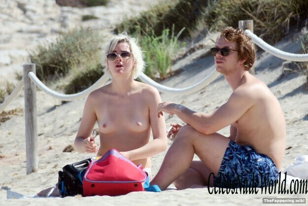 Teliz Alley Nude 204627