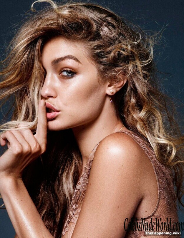 Gigi Hadid Nude 204667