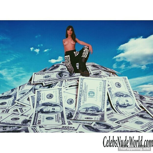 Caitlin Jean Stasey Nude 204802