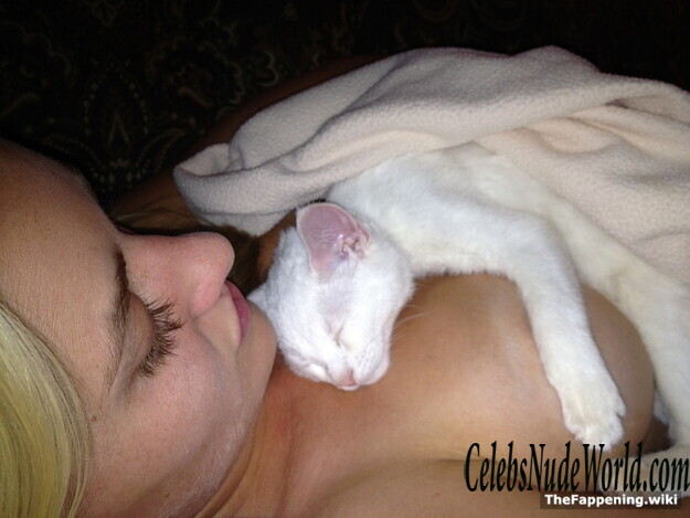 Michalka Sisters Nude 205192