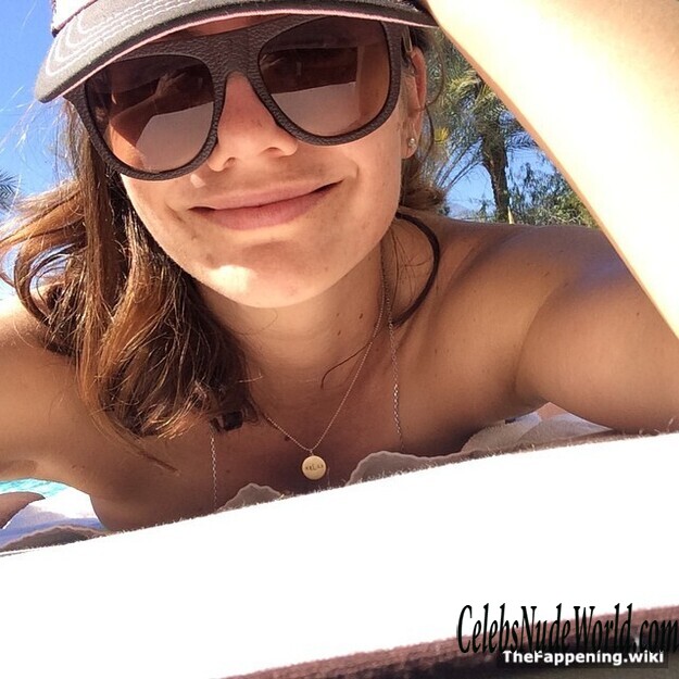 Lauren Cohan Nude 206191