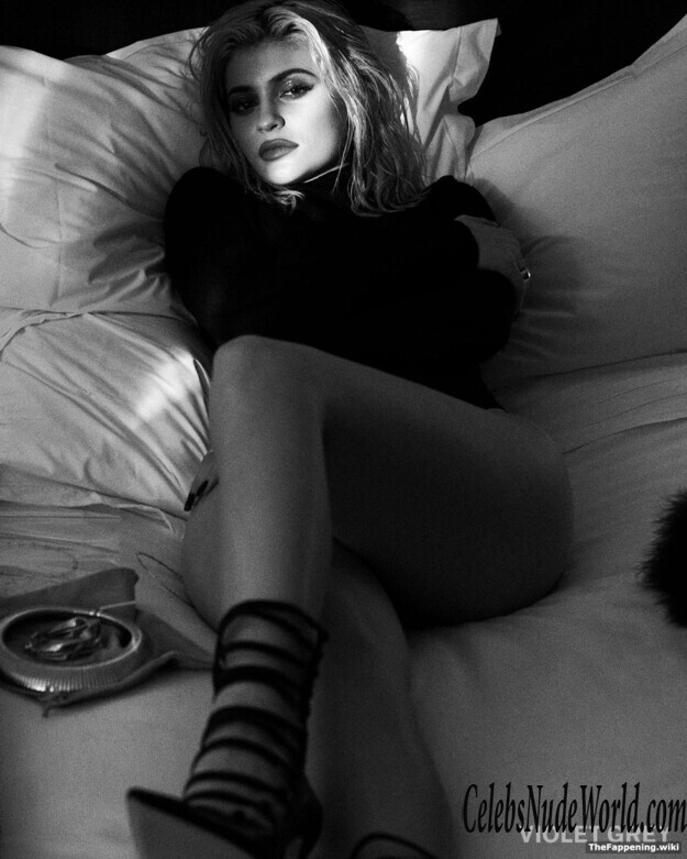 Kylie Jenner Nude 206454