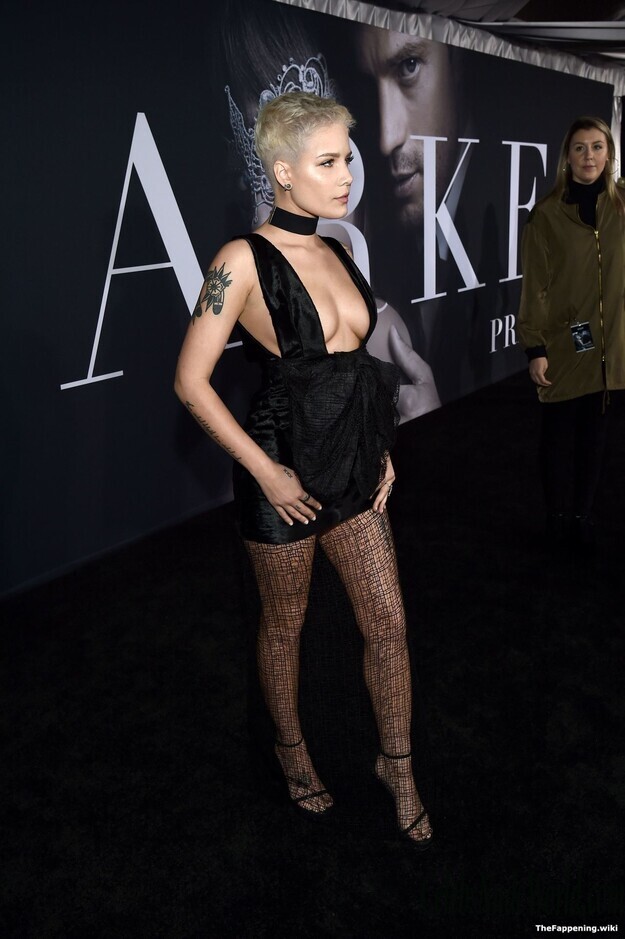 Halsey Nude 207499