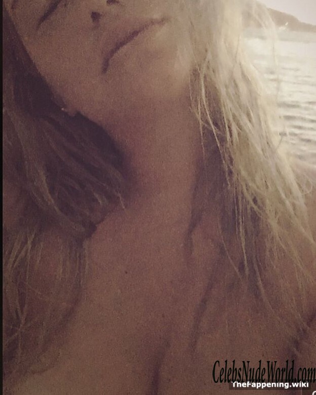 Kesha Nude 207697