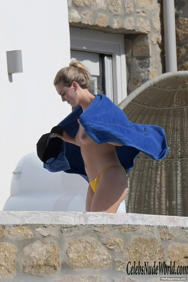 Perrie Edwards Nude 207927