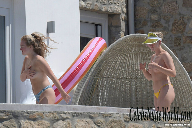 Perrie Edwards Nude 207945