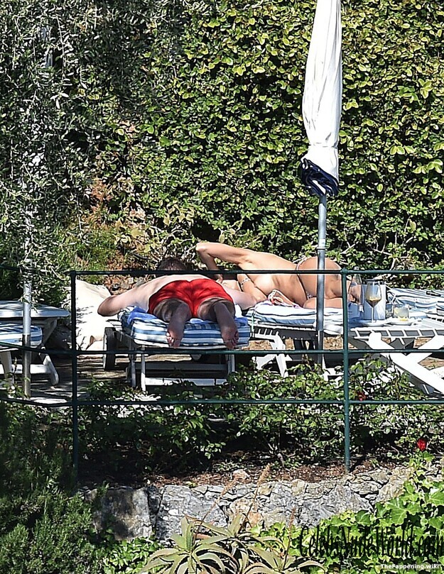 Laura Barriales Nude 208440