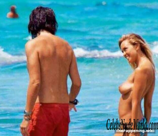 Enora Malagre Nude 208748