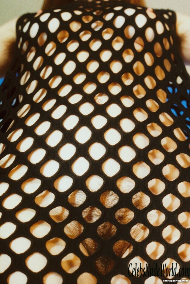 Alexandra Marzella Nude 208769