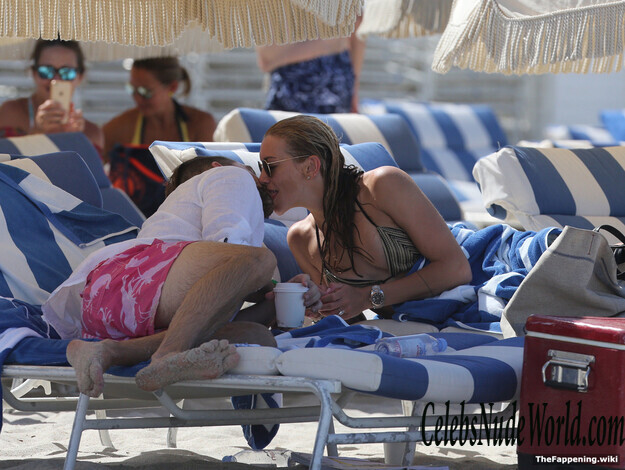 Katie Cassidy Nude 209293