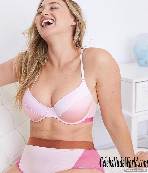 Iskra Lawrence Nude 209554