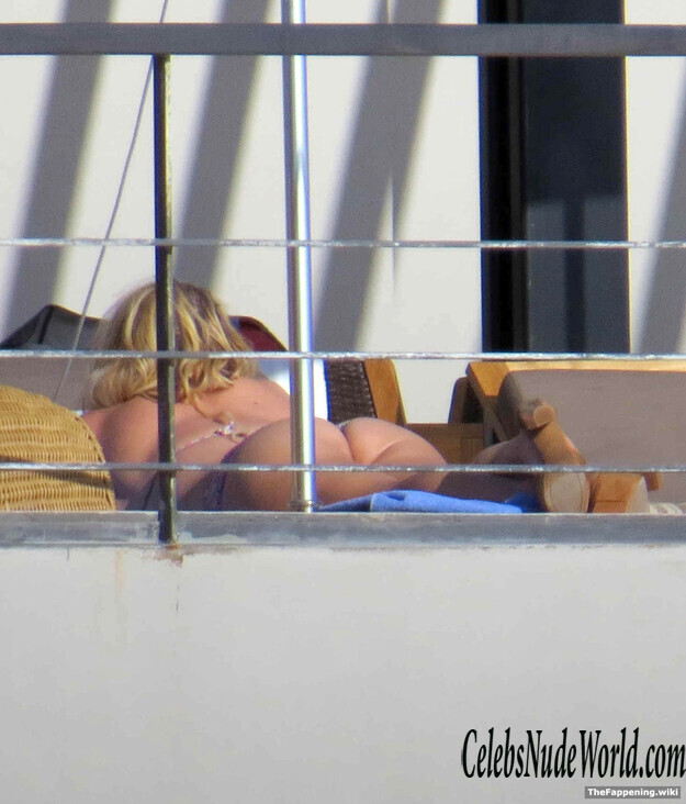 Jessica Simpson Nude 209738