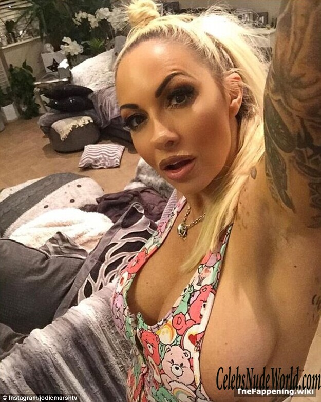 Jodie Marsh Nude 210466