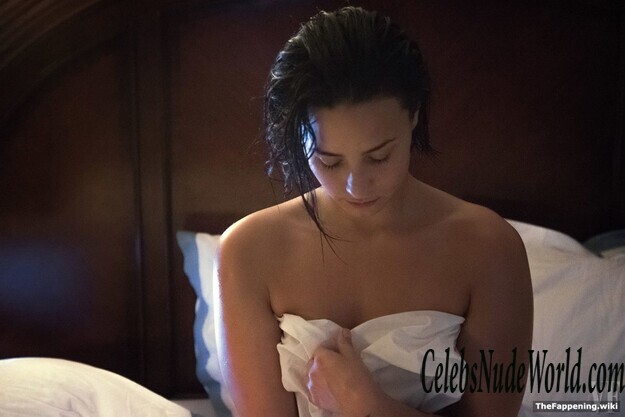 Demi Lovato Nude 211600