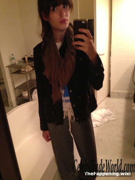 Carly Foukles Nude 211775