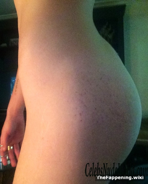 Carly Foukles Nude 211776