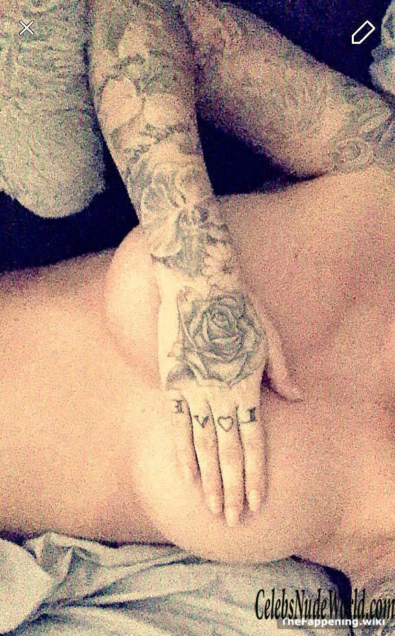 Chelsea Ferguson Nude 211823