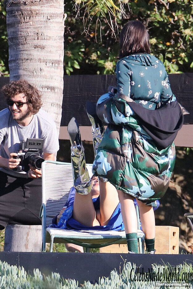 Bella Hadid Nude 211961