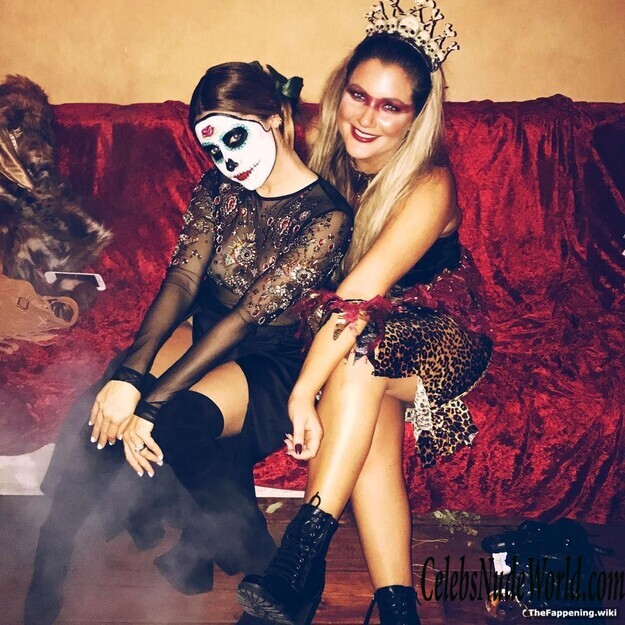 Ashley Tisdale Nude 212458