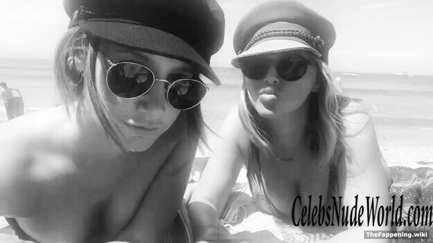 Ashley Tisdale Nude 212462